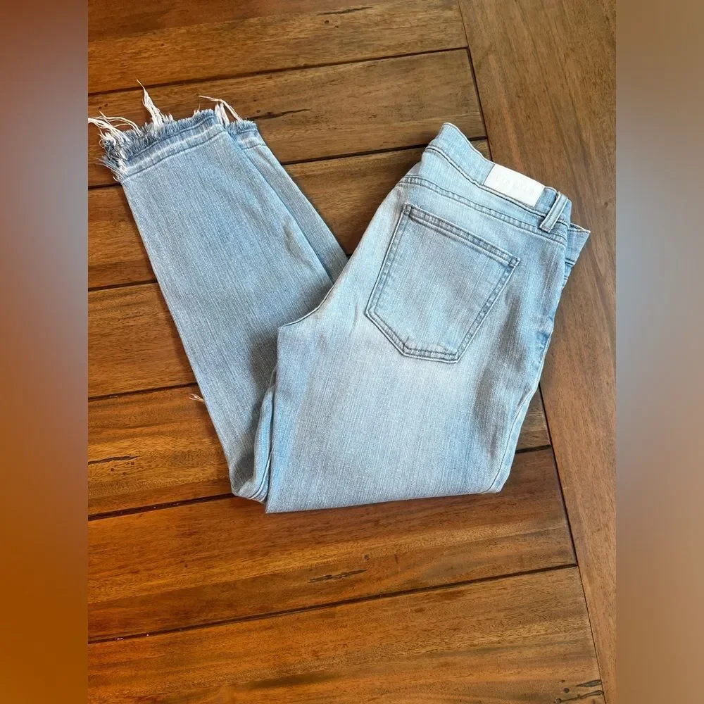 PISTOLA Classic Mid-Rise Light Blue Women’s Jeans; Size 30